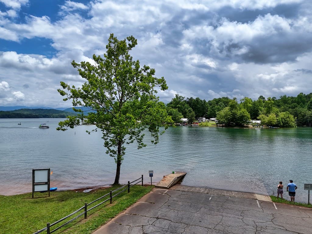 124 Lakeside Estates Drive, Hayesville NC 28904 - Photo