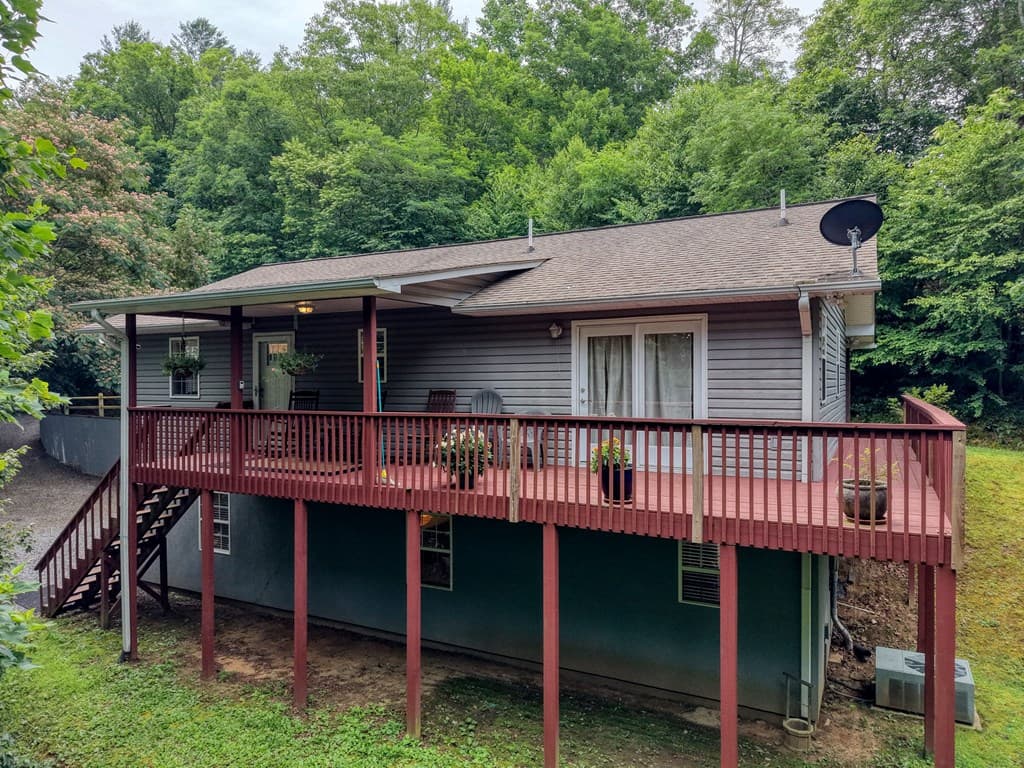 2228 Walls Mountain Road, Hiawassee GA 30546 - Photo