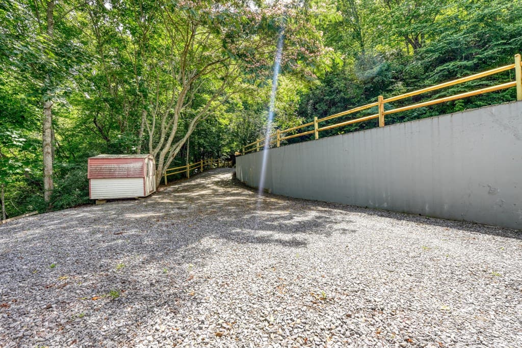 2228 Walls Mountain Road, Hiawassee GA 30546 - Photo