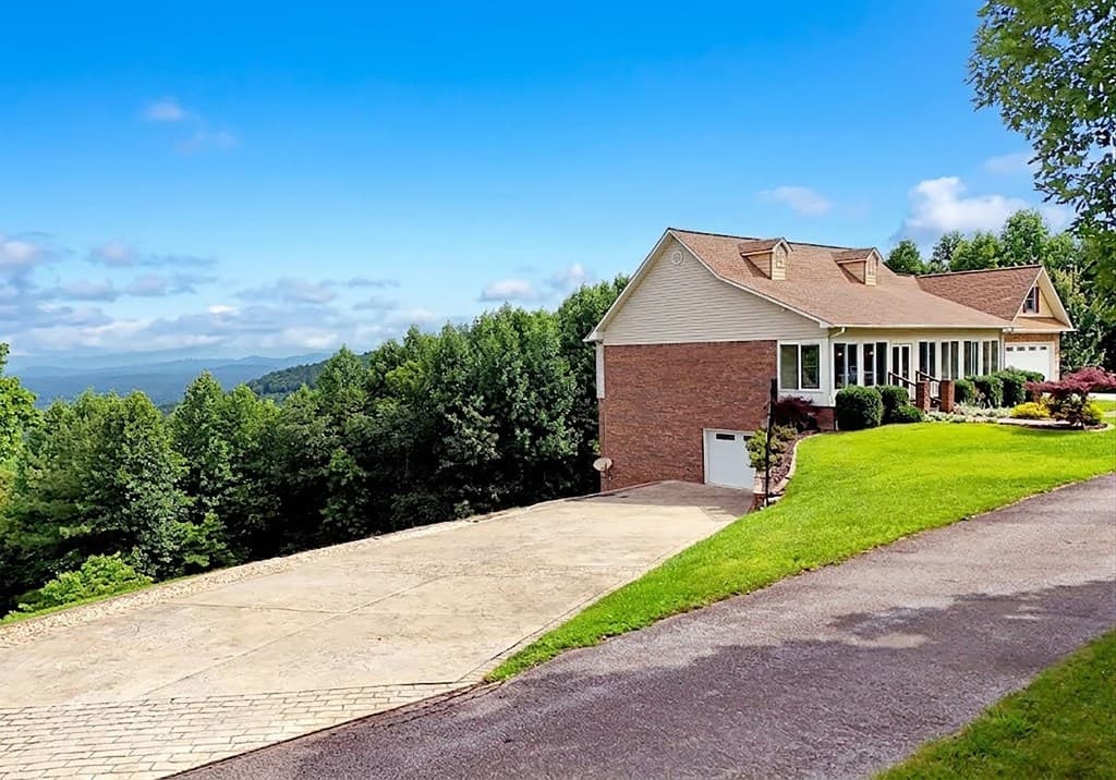 237 Terrace Lane, Blairsville GA 30512 - Photo