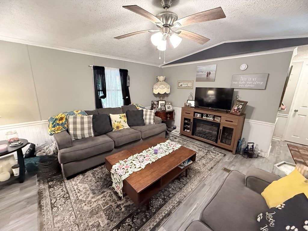 754 Ruby Lake Drive, Hiawassee GA 30546 - Photo