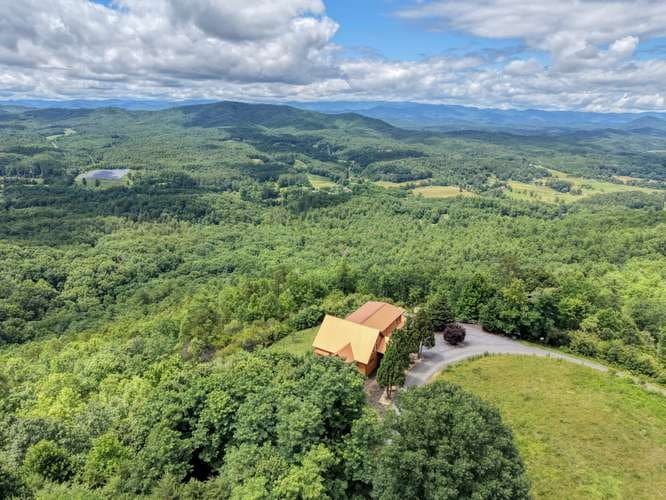 628 Madison Lane, Brasstown NC 28902 - Photo