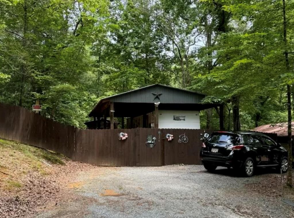 126 25th Street, Ellijay GA 30540 - Primary photo