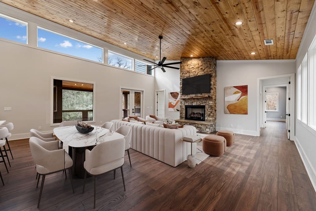 494 Riverbend Manor, Blue Ridge GA 30513 - Photo