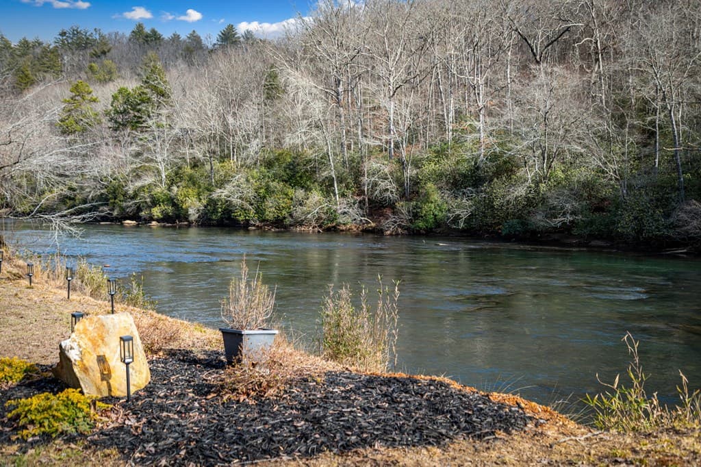 494 Riverbend Manor, Blue Ridge GA 30513 - Photo