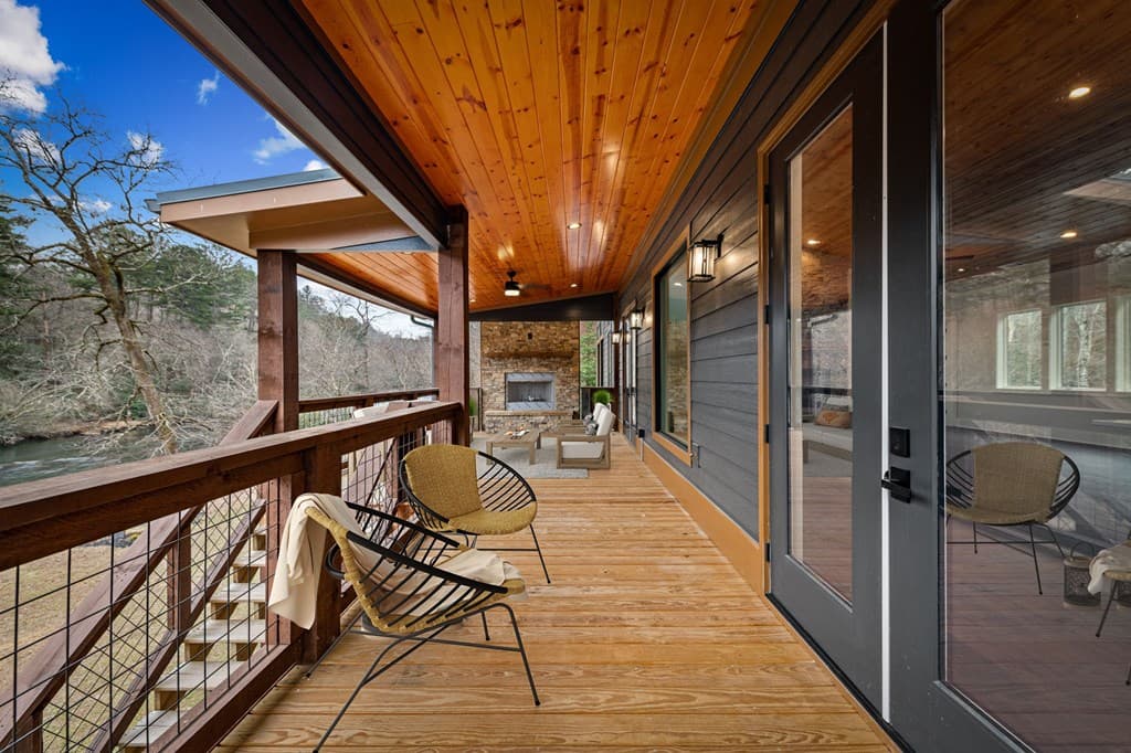 494 Riverbend Manor, Blue Ridge GA 30513 - Photo