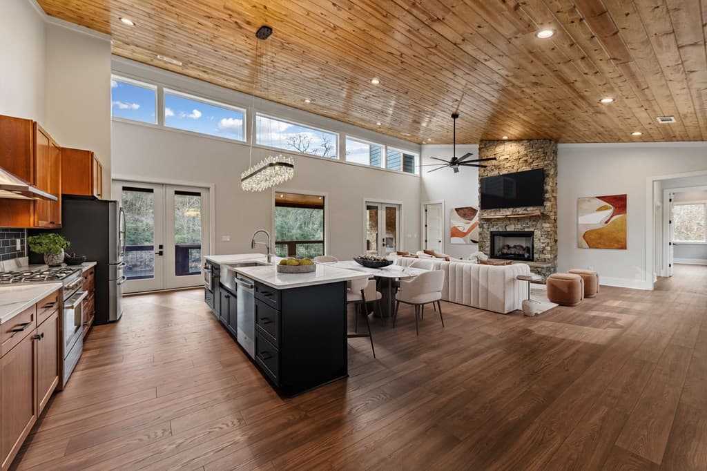 494 Riverbend Manor, Blue Ridge GA 30513 - Photo