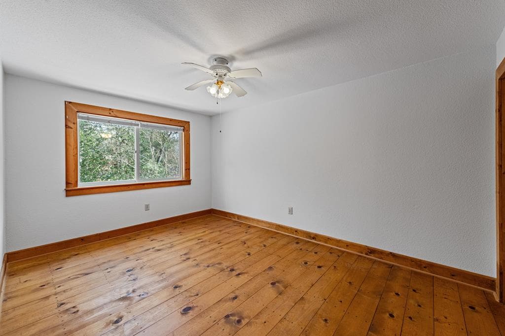 102 Captains Cove, Blairsville GA 30512 - Photo