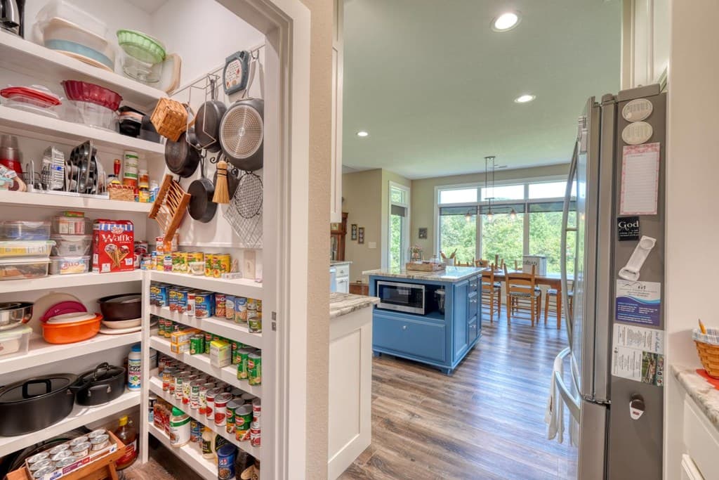 314 Winchester Cove Road, Hayesville NC 28904 - Photo