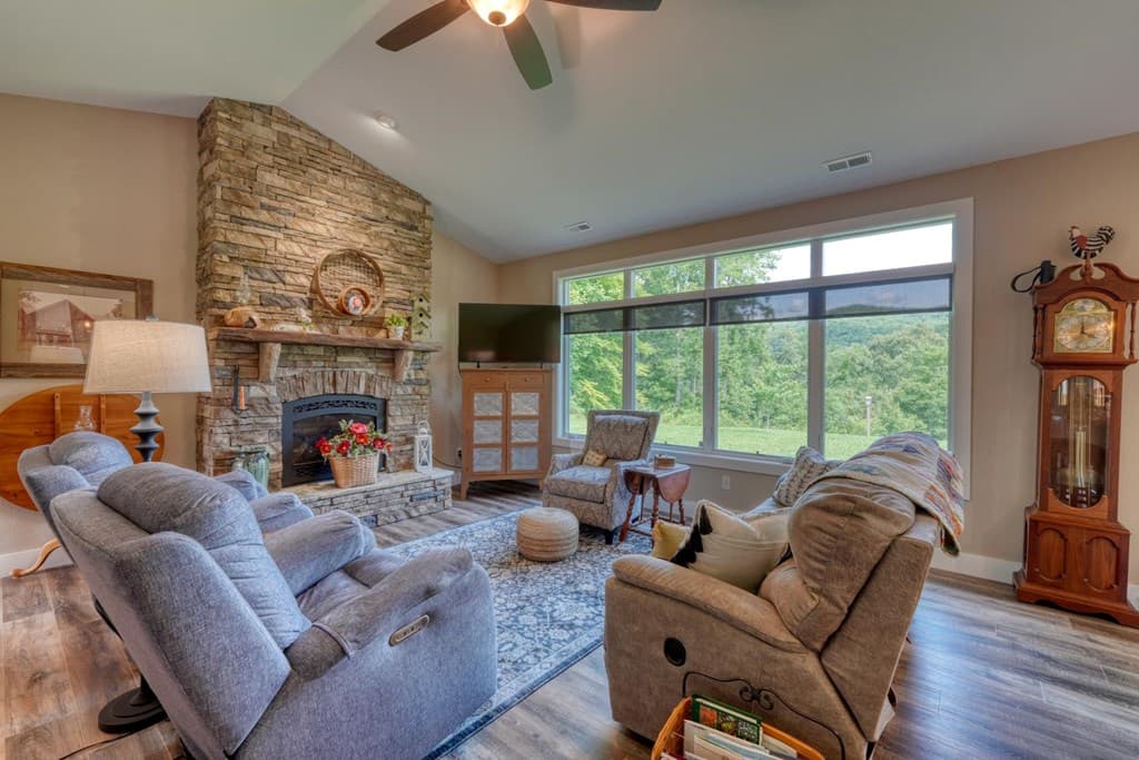 314 Winchester Cove Road, Hayesville NC 28904 - Photo