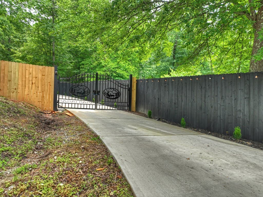717 Bearden Road, Blue Ridge GA 30513 - Photo