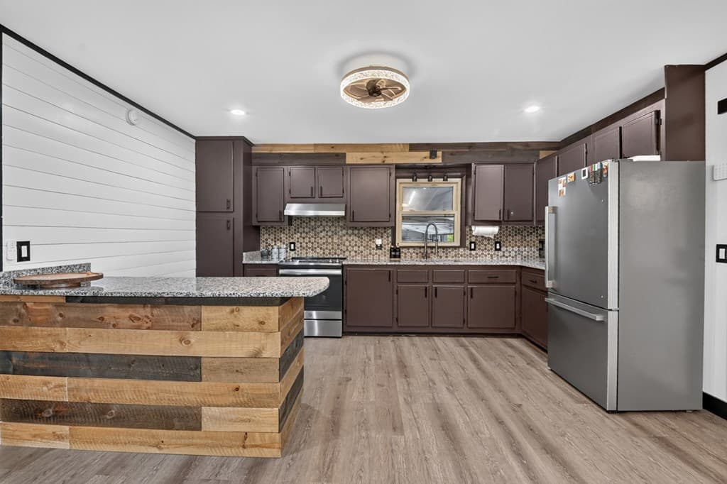 717 Bearden Road, Blue Ridge GA 30513 - Photo