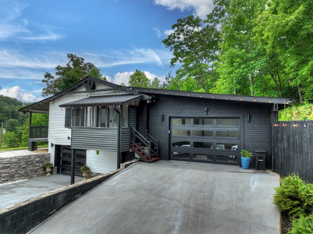 717 Bearden Road, Blue Ridge GA 30513 - Photo