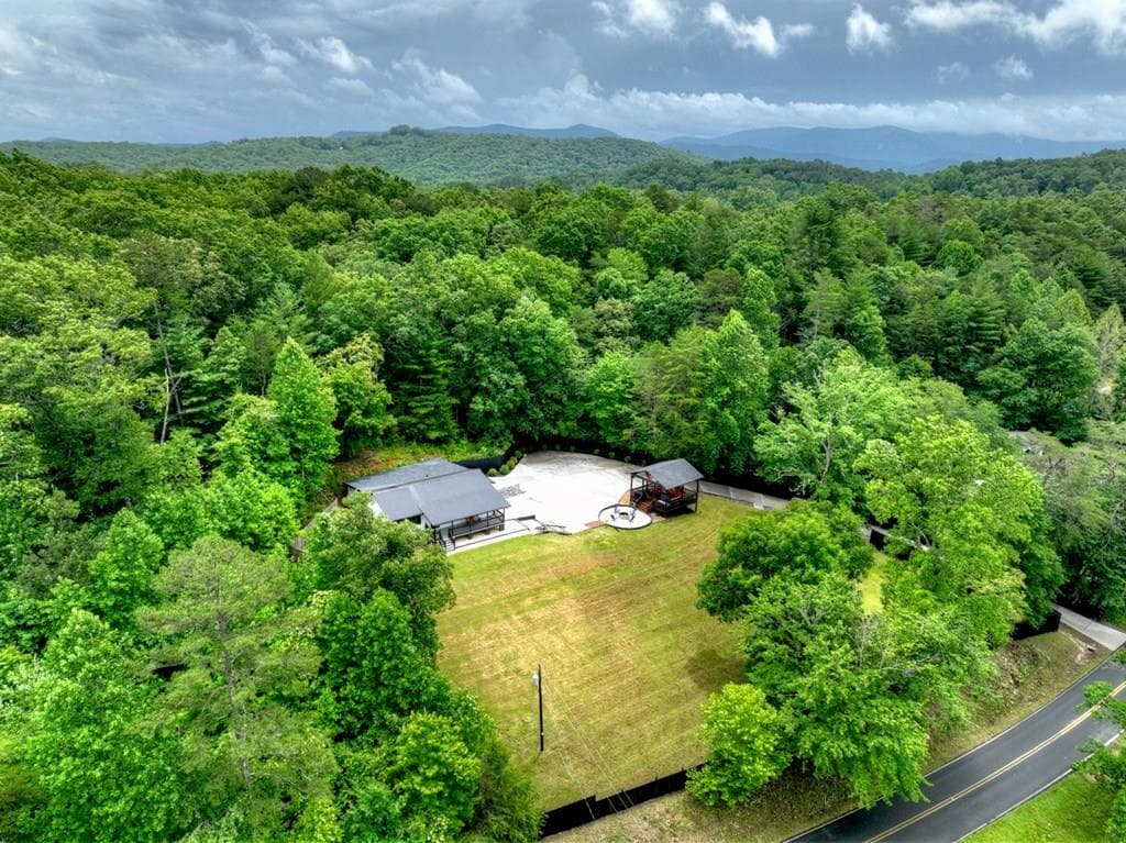 717 Bearden Road, Blue Ridge GA 30513 - Primary photo
