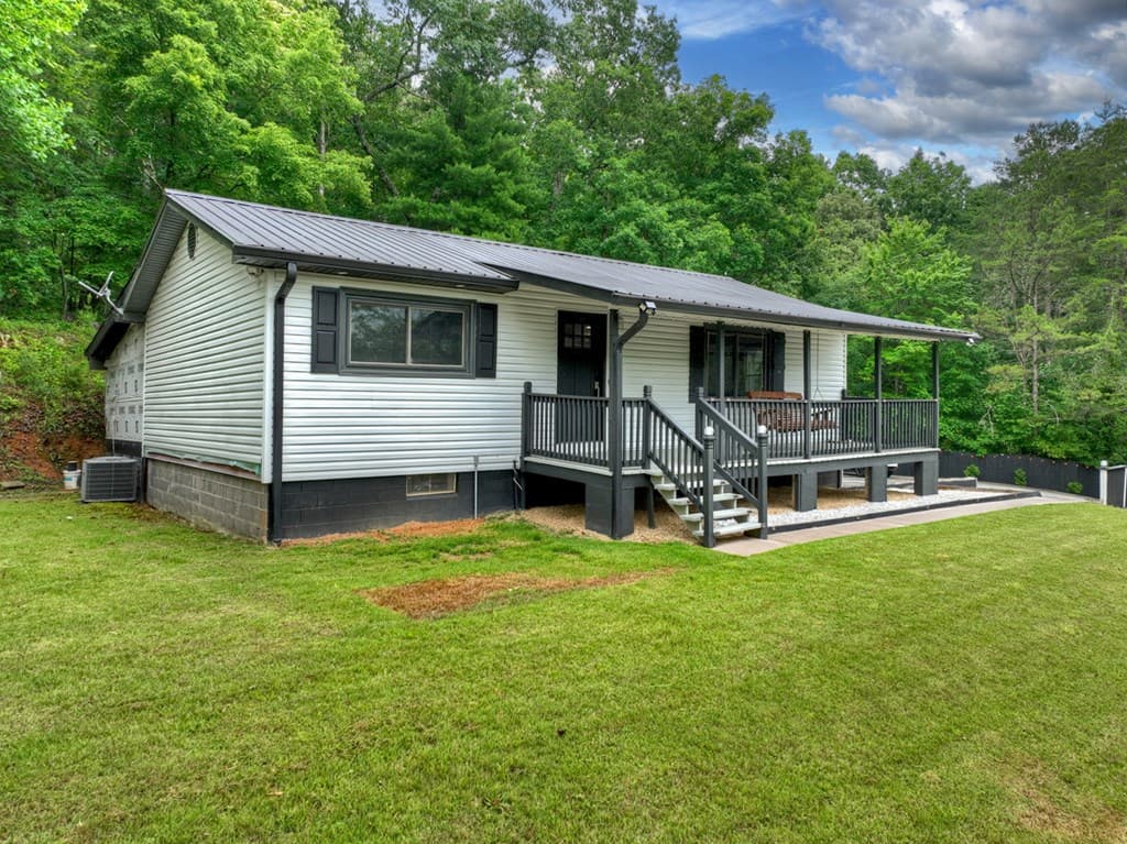 717 Bearden Road, Blue Ridge GA 30513 - Photo