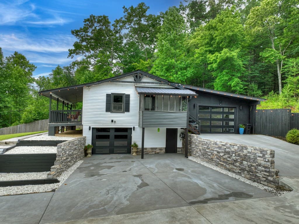 717 Bearden Road, Blue Ridge GA 30513 - Photo
