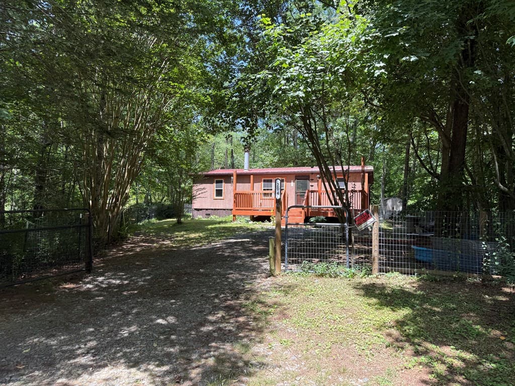 204 Dover Chapel Terrace, Ellijay GA 30543 - Photo