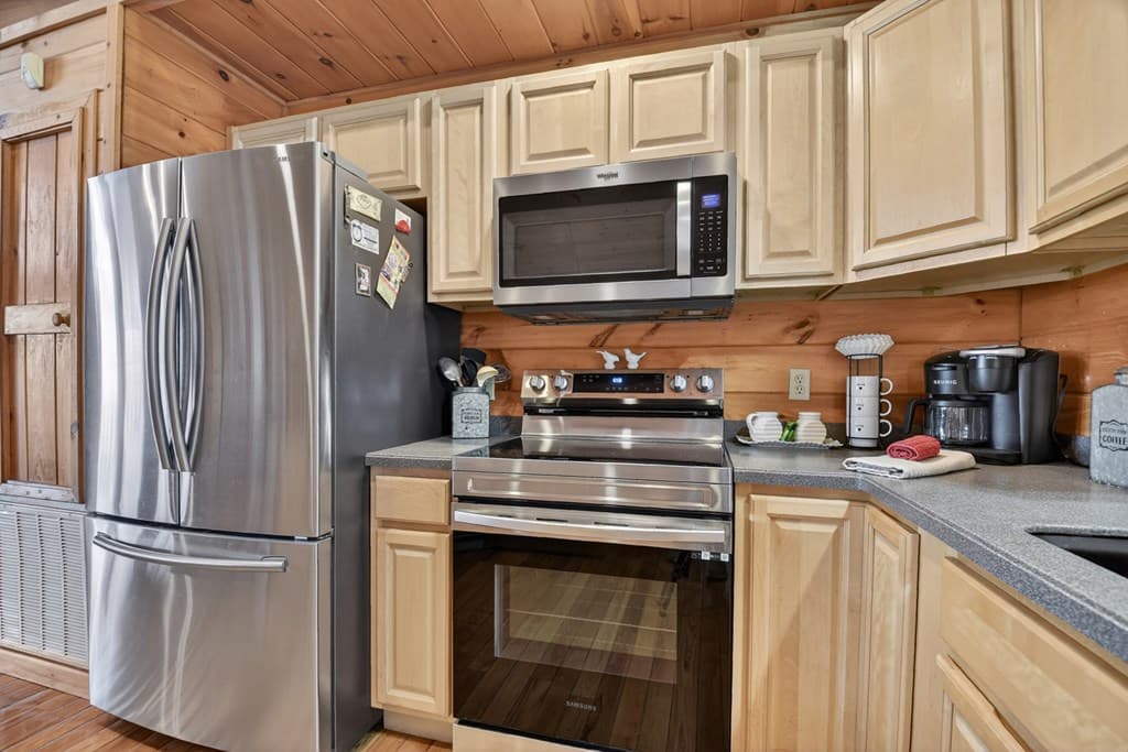 195 Trina Lane, Blue Ridge GA 30513 - Photo