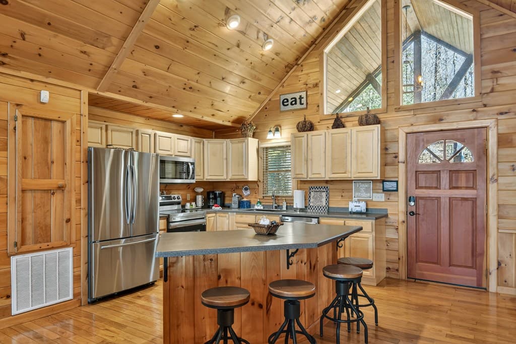 195 Trina Lane, Blue Ridge GA 30513 - Photo