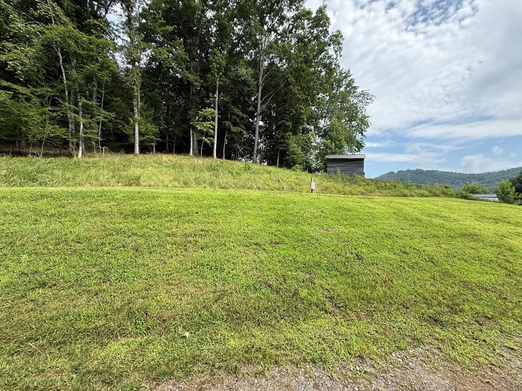 248 Ledford Chapel Road, Hayesville NC 28904 - Photo