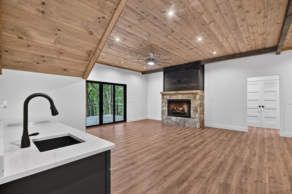219 Staurolite Mountain Road, Blue Ridge GA 30513 - Photo