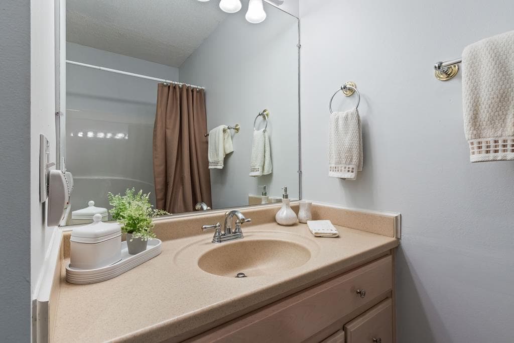 1938 Lakeview Summit Drive, Young Harris GA 30582 - Photo