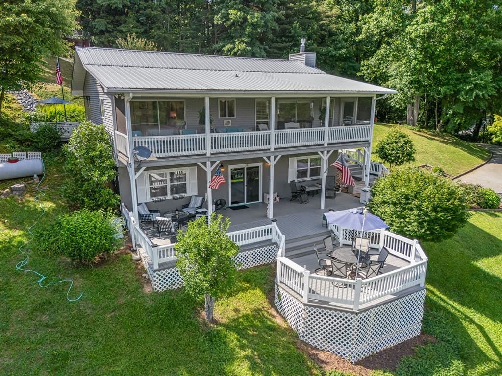 1938 Lakeview Summit Drive, Young Harris GA 30582 - Photo