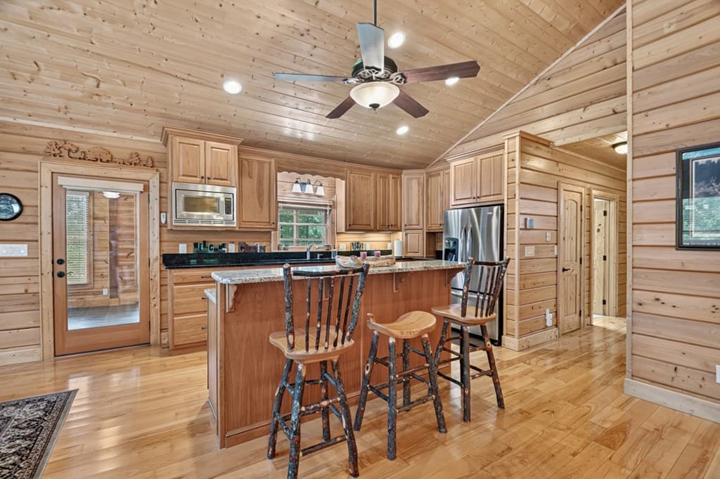 536 Delta Way, Blue Ridge GA 30513 - Photo