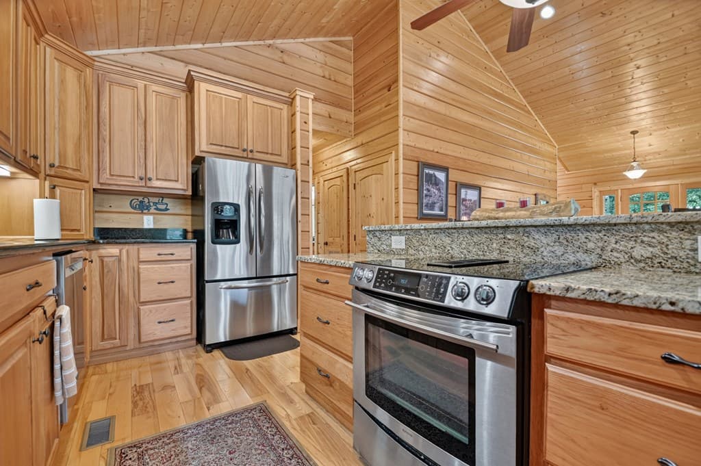 536 Delta Way, Blue Ridge GA 30513 - Photo