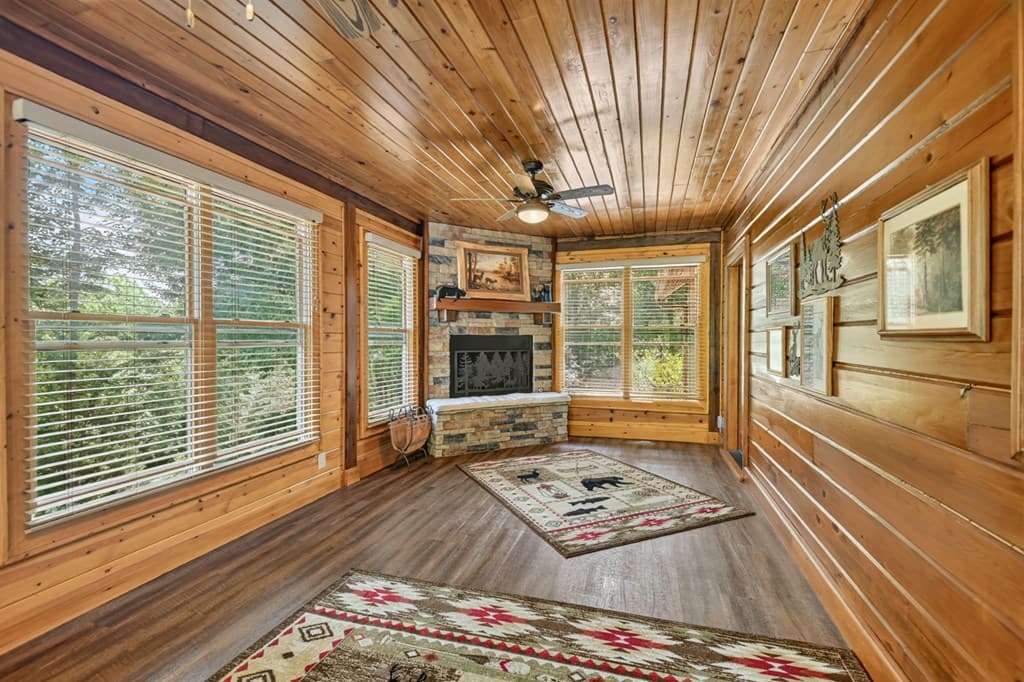536 Delta Way, Blue Ridge GA 30513 - Photo