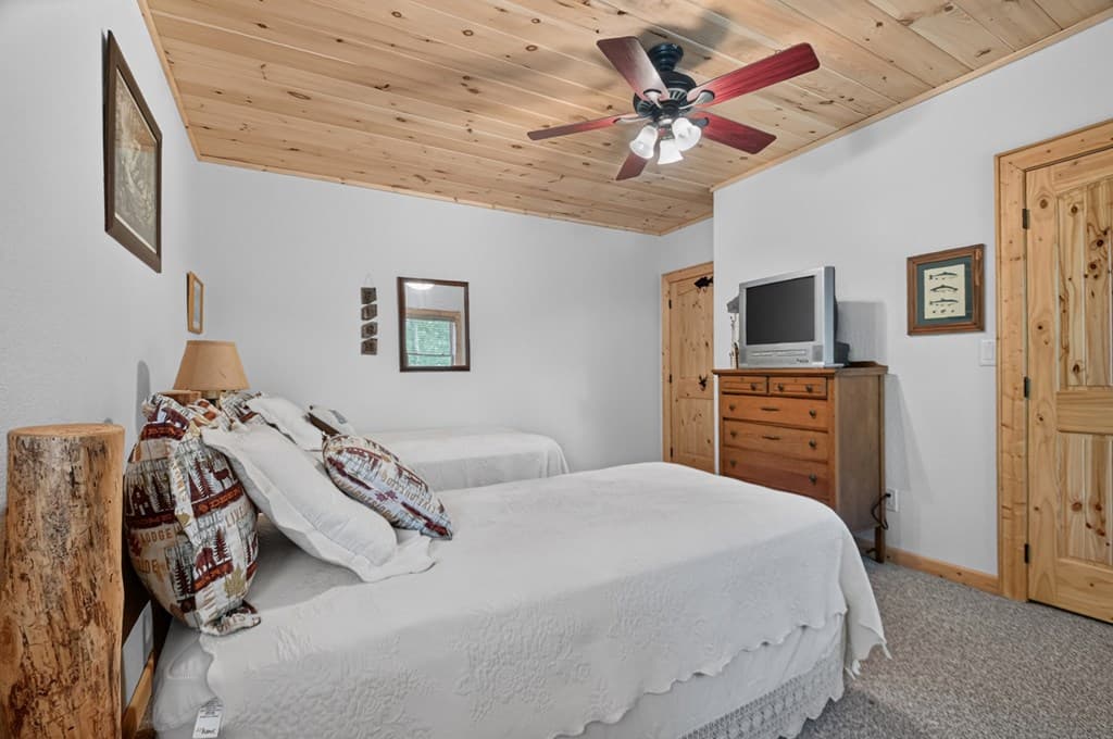 536 Delta Way, Blue Ridge GA 30513 - Photo