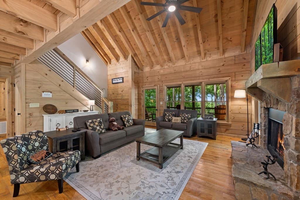 391 Little Bushy Head Road, Blue Ridge GA 30513 - Photo