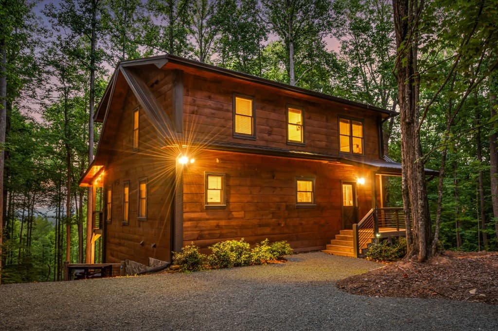 391 Little Bushy Head Road, Blue Ridge GA 30513 - Photo
