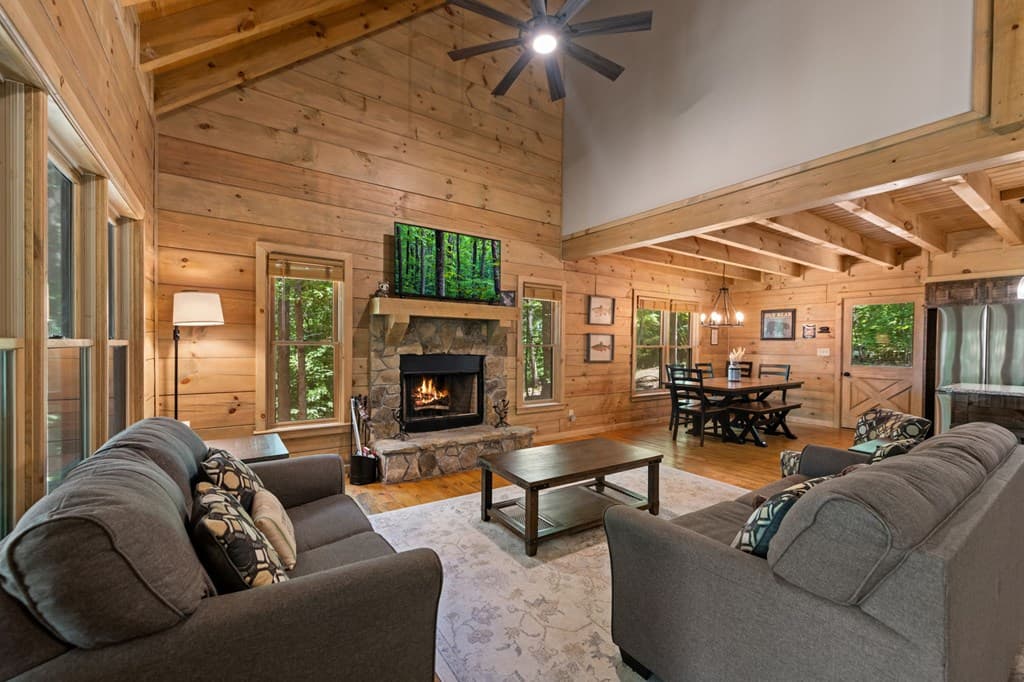 391 Little Bushy Head Road, Blue Ridge GA 30513 - Photo
