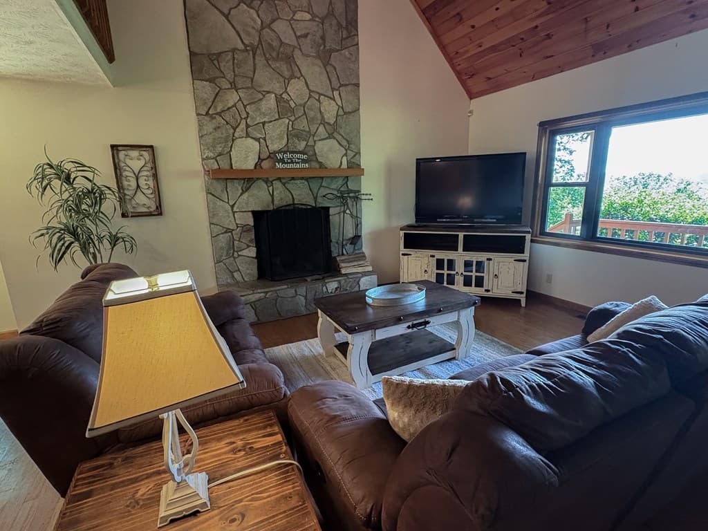 403 Buzzard Roost Road, Blairsville GA 30512 - Photo