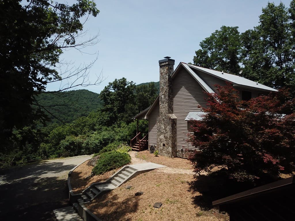 403 Buzzard Roost Road, Blairsville GA 30512 - Photo