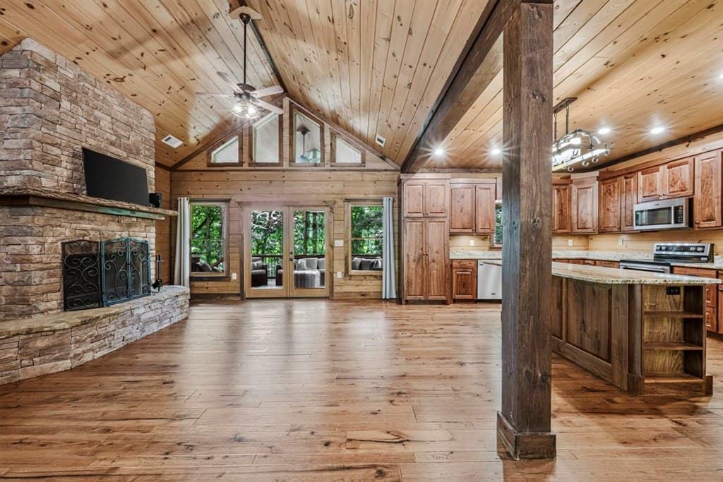 605 Toccoa Preserve Lane, Blue Ridge GA 30513 - Photo