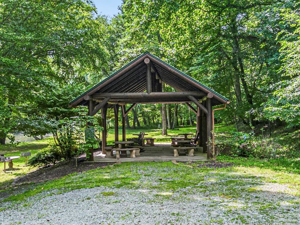 605 Toccoa Preserve Lane, Blue Ridge GA 30513 - Photo