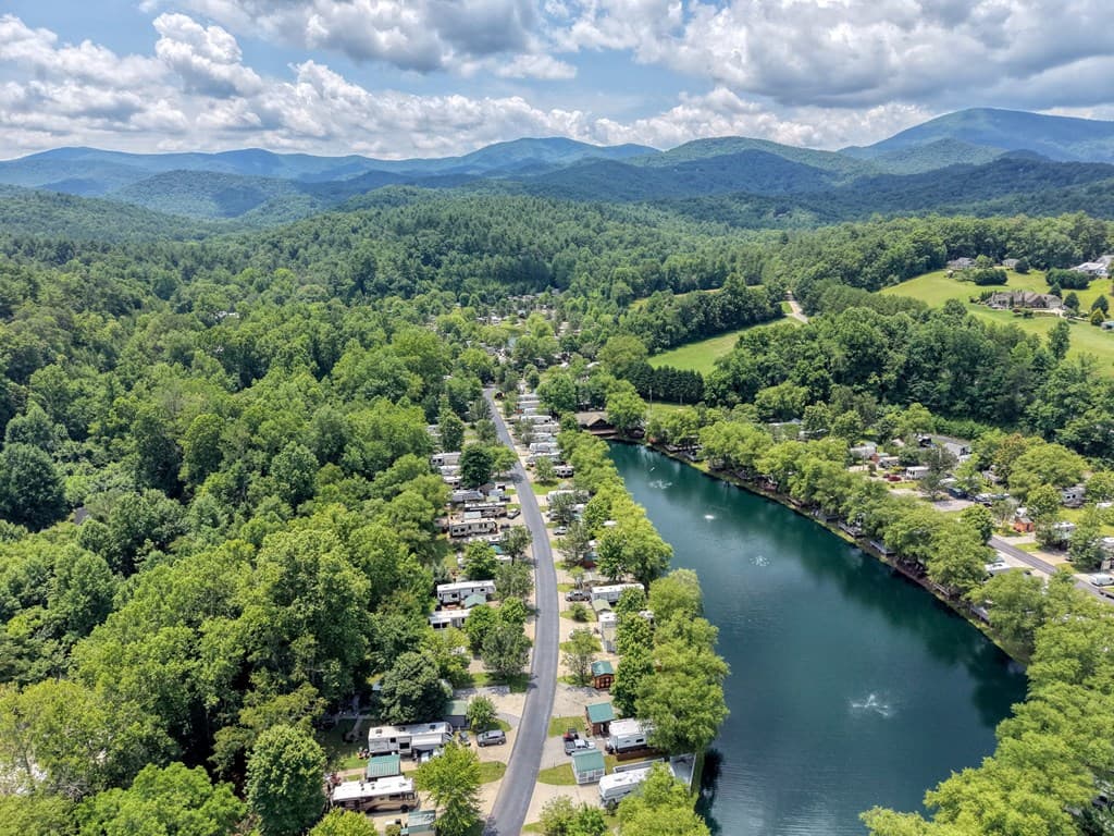257 Vista Circle, Blairsville GA 30512 - Photo
