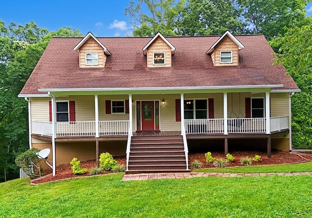 1250 Hawkview Drive, Hiawassee GA 30546 - Photo
