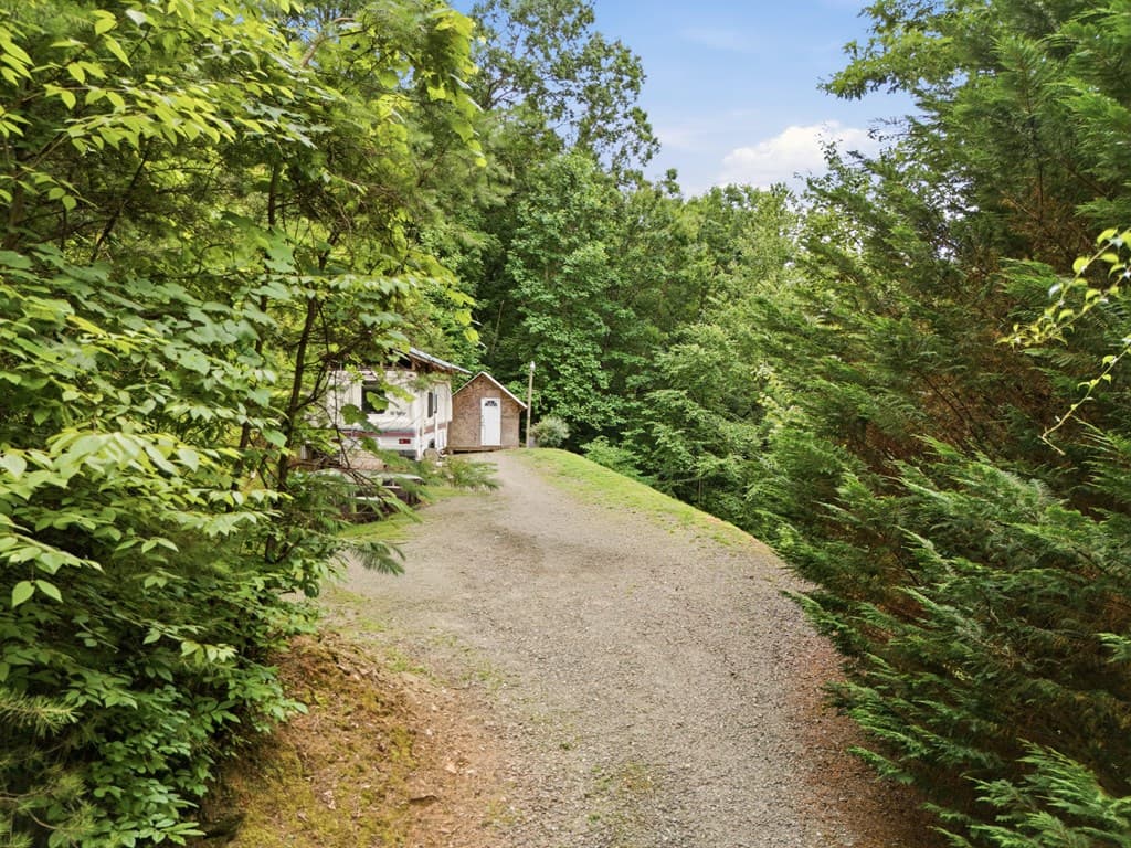 84 Pounding Mill Creek, Hayesville NC 28904 - Photo
