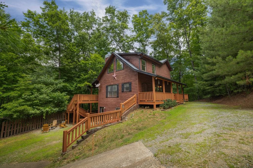 120 Pasha Drive, Ellijay GA 30540 - Primary photo