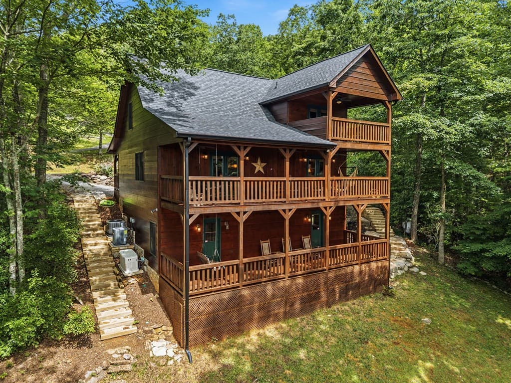 175 Leisure Drive, Ellijay GA 30536 - Photo