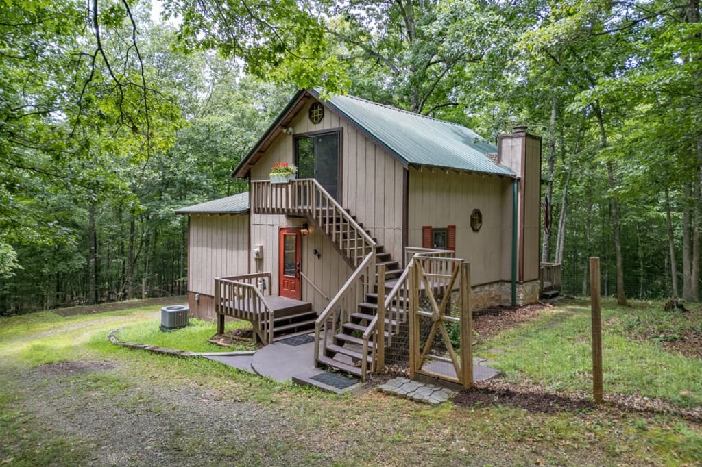 132 Silver Dollar Lane, Young Harris GA 30582 - Photo