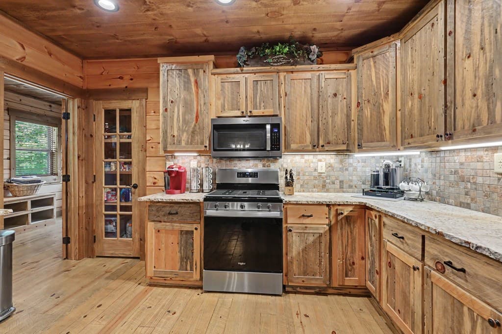 363 River Ridge Drive, Blue Ridge GA 30513 - Photo