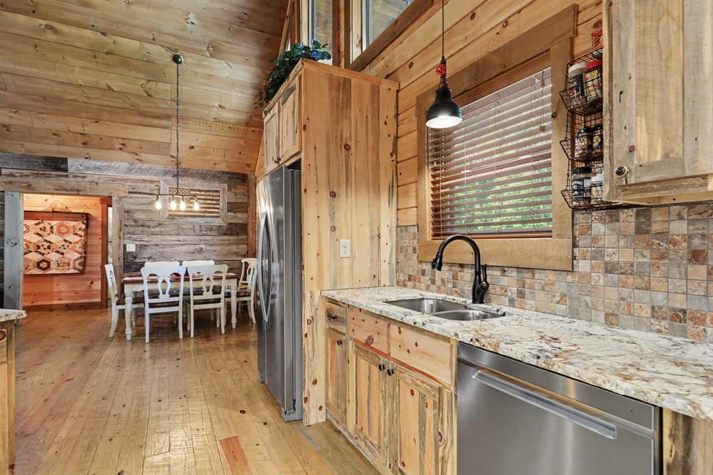 363 River Ridge Drive, Blue Ridge GA 30513 - Photo