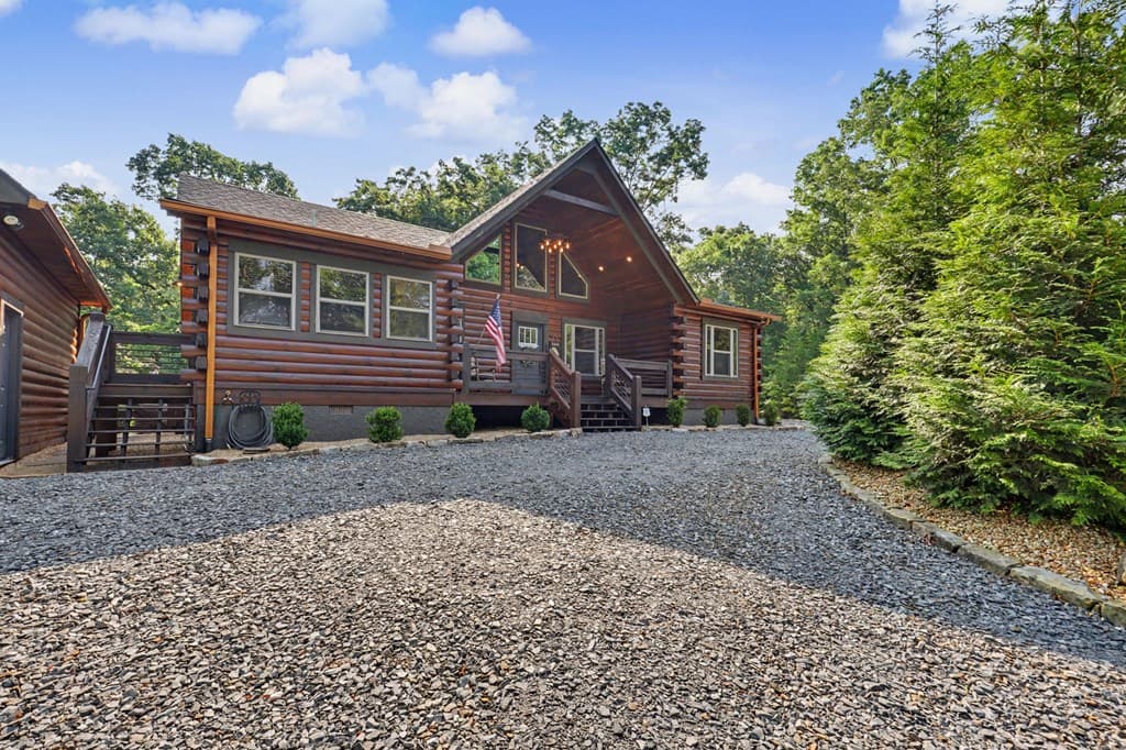 363 River Ridge Drive, Blue Ridge GA 30513 - Photo