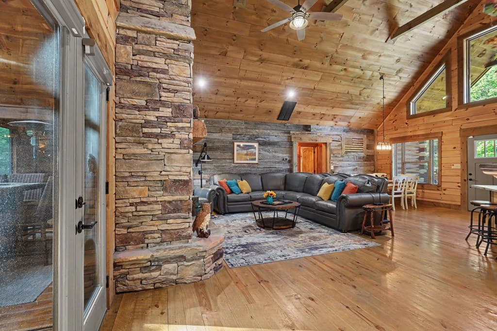 363 River Ridge Drive, Blue Ridge GA 30513 - Photo