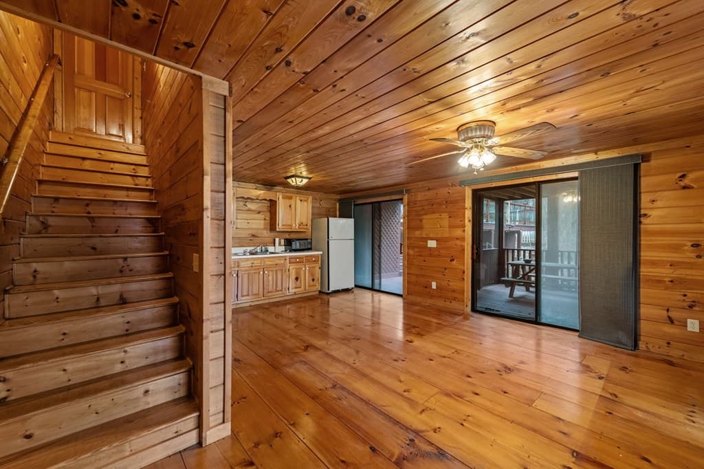 120 North Riverview Ln, Ellijay GA 30536 - Photo