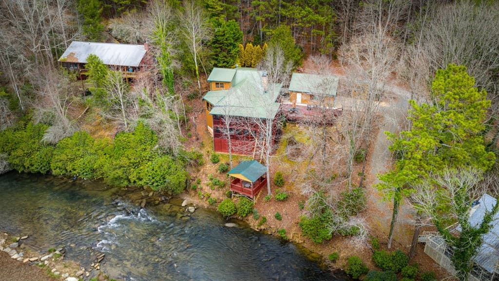 120 North Riverview Ln, Ellijay GA 30536 - Photo